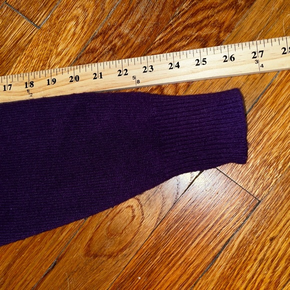 SADDLES 100% pure wool large purple sweater v neck winter macau preppy academia - Picture 7 of 7
